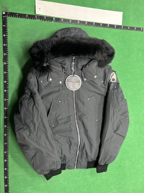 MOOSE KNUCKLES down jacket